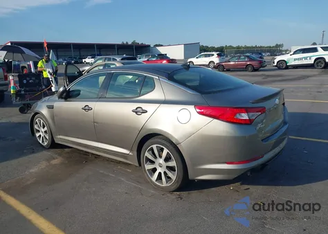 2013 Kia Optima Sx z USA, uszkodzony, nr VIN 5XXGR4A64DG217425
